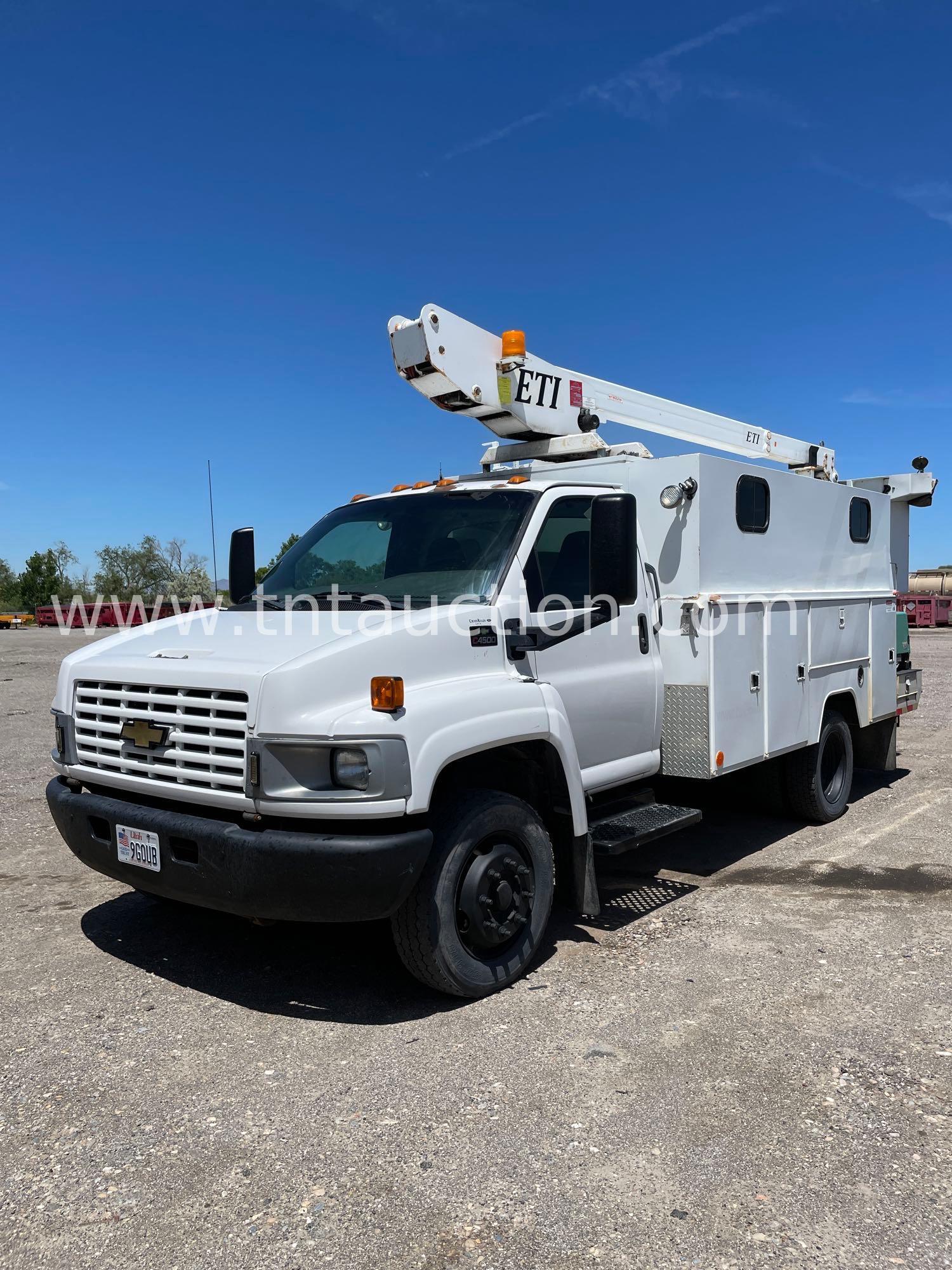 2007 CHEV 4500 BUCKET TRK