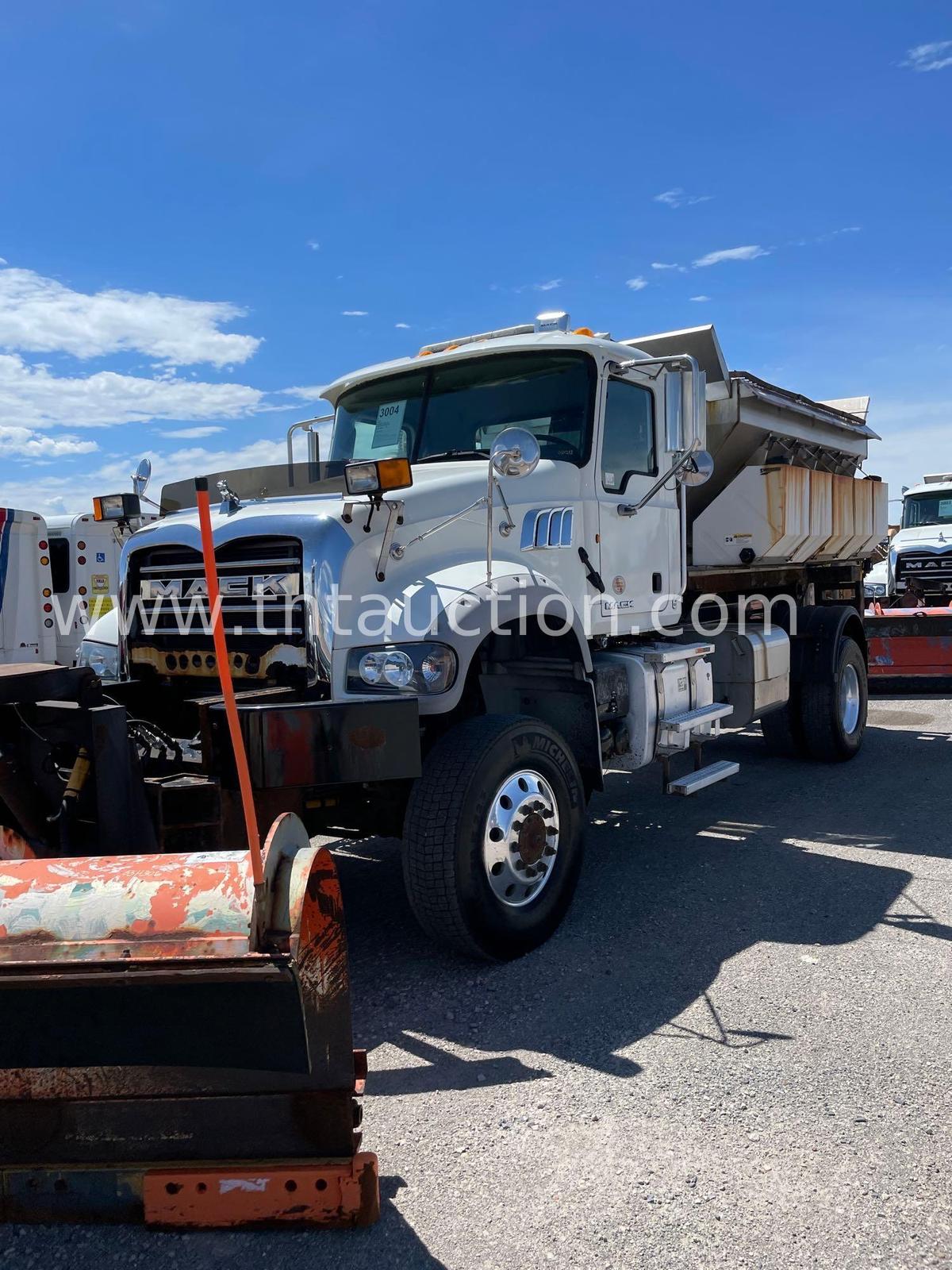 2012 Mack Granite Hook Tk