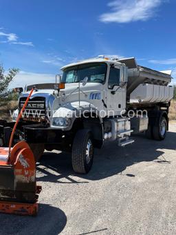 2012 Mack Granite Hook Tk