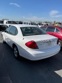 2003 Ford Taurus