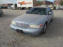 1999 Ford Crown Vic