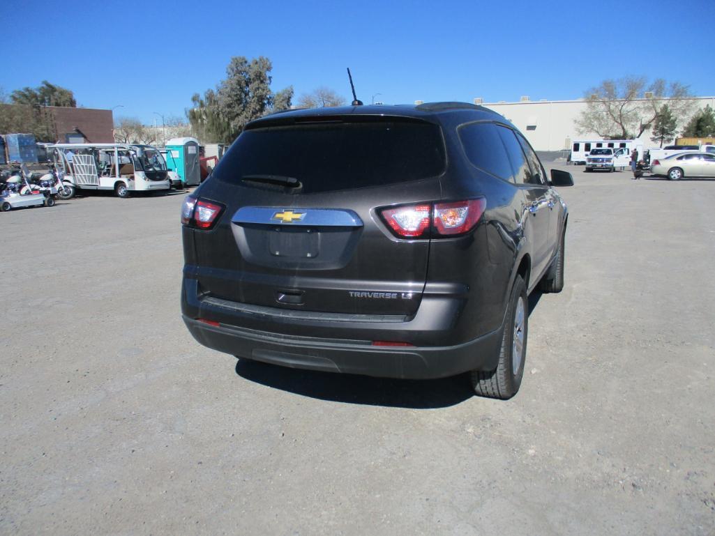 2015 Chev Traverse LS