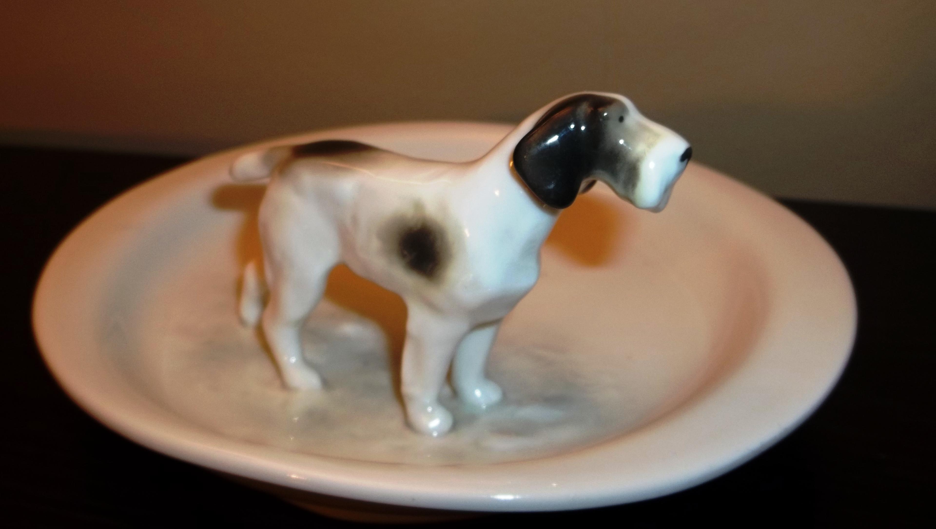 Metzler Ortloff Germany Trinket Dish With Dog