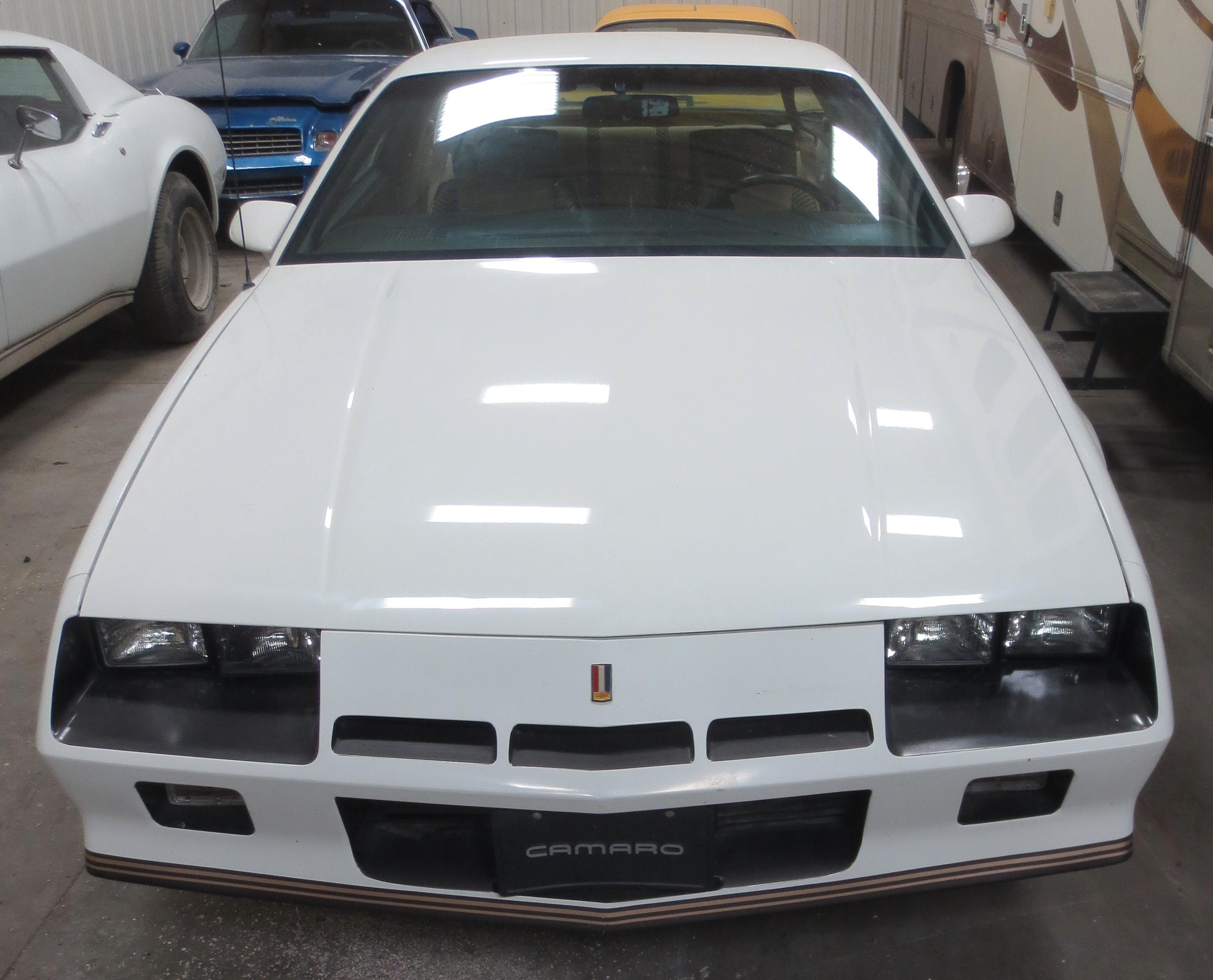 1984 White Camaro Berlinetta