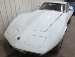 1976 White Corvette Stingray