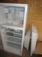 GE Refridgerator, Appears New, Doors arent installed