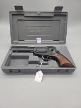 Ruger New Model Super Blackhawk in .44mag