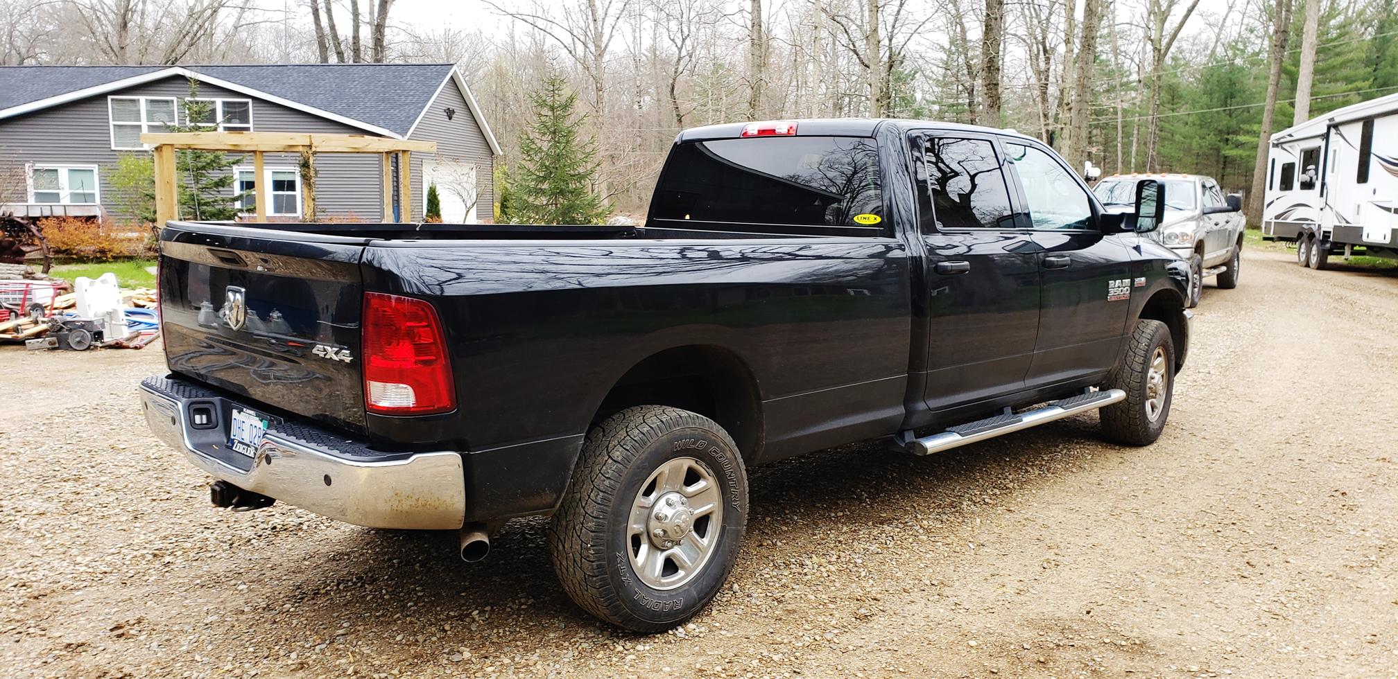 2015 Dodge Ram 3500 HD- 4x4 - with Snow Ex  plow