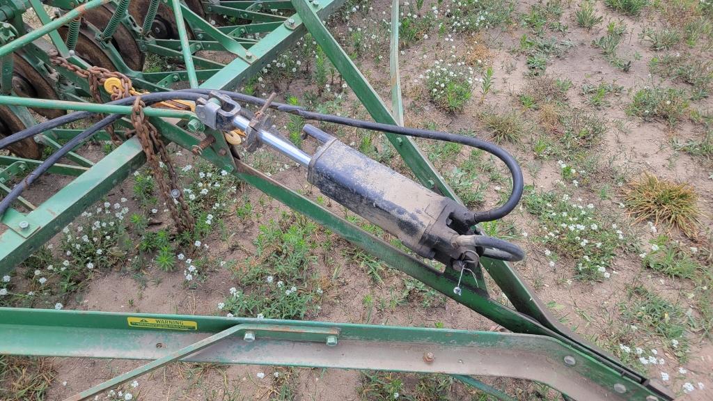 John Deere 18 grain drill