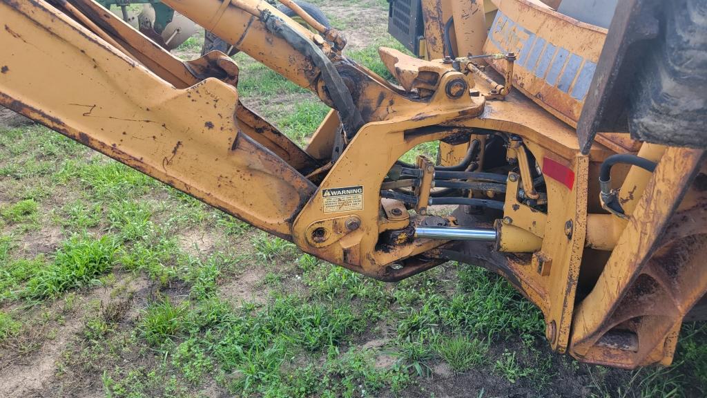 Case 580K backhoe