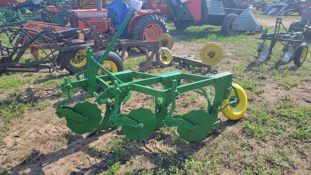 John Deere 3 bottom plow