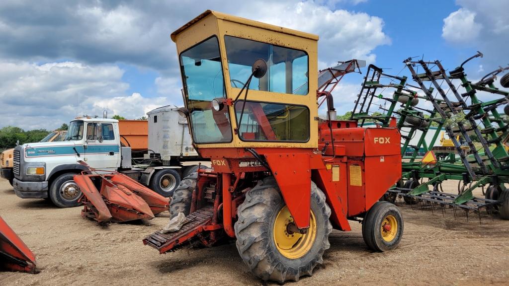 Fox Super D self propelled forage harvester