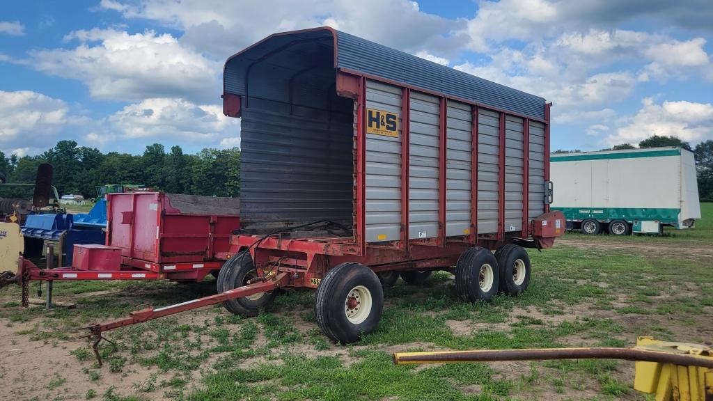 H&S forage box 'as is'