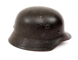 WWII GERMAN LUFTWAFFE M40 HELMET