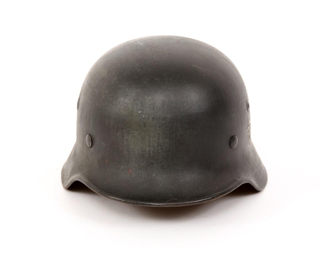 WWII GERMAN ARMY M40 HELMET