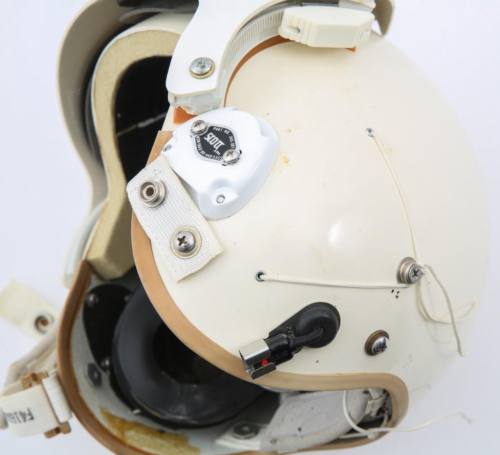 USAF HGU-26/P PILOT FLIGHT HELMET WITH BAG