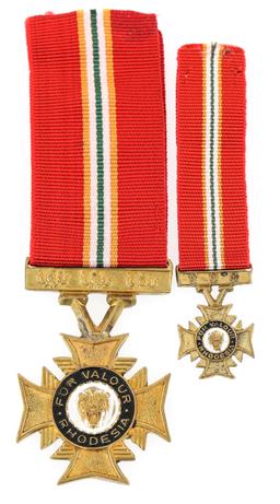 RHODESIAN UDI GRAND CROSS OF VALOR MEDAL SET