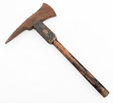 WWII GERMAN HEER PIONEER AXE