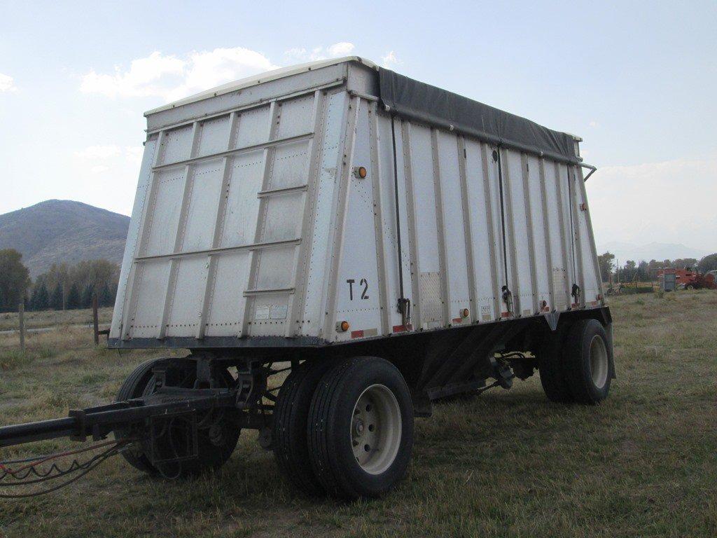 1986 Western 18’ Hopper Bottom Grain Pup Trailer