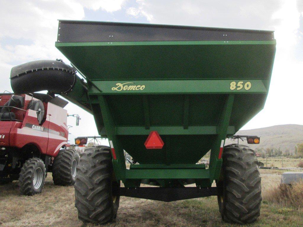 Demco 850 Bushel Grain Trailer