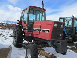 International 3688 Tractor
