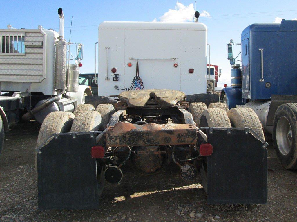 1986 Peterbilt 359 10 Wheel Semi