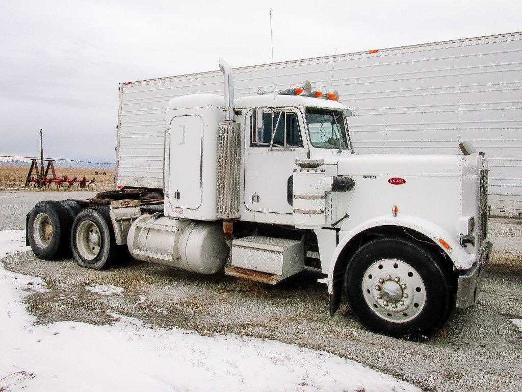 1986 Peterbilt 359 10 Wheel Semi