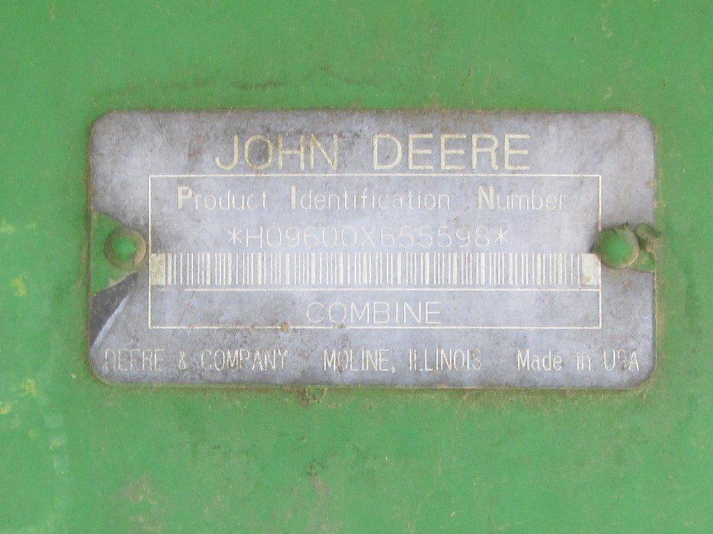 1994 John Deere 9600 Grain Combine