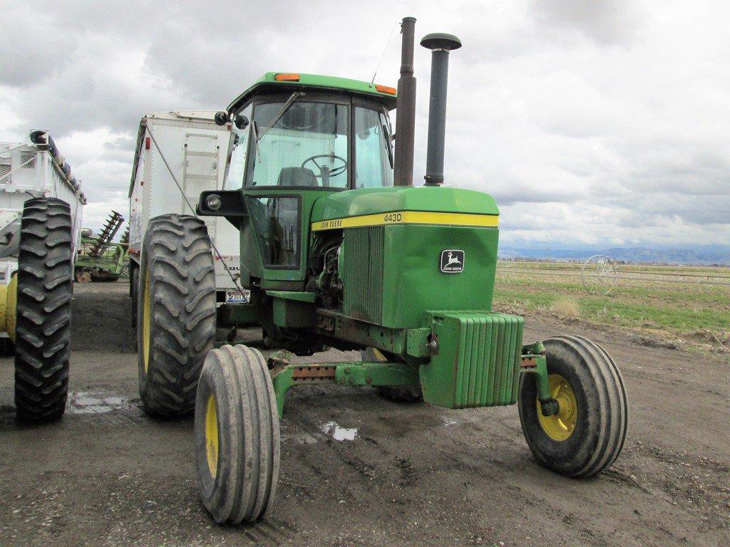 John Deere 4430 Tractor