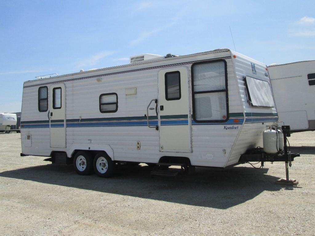 1998 KOMFORT 26’ BUMPER PULL TRAVEL TRAILER