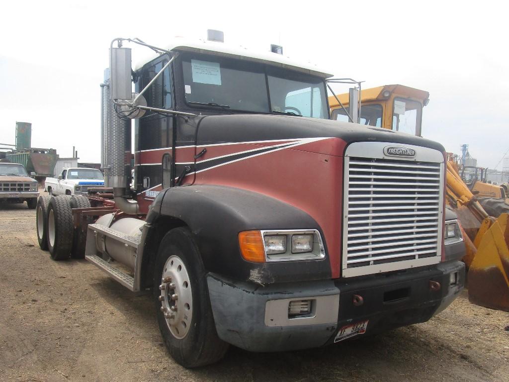 1998 Freightliner Semi Tractor