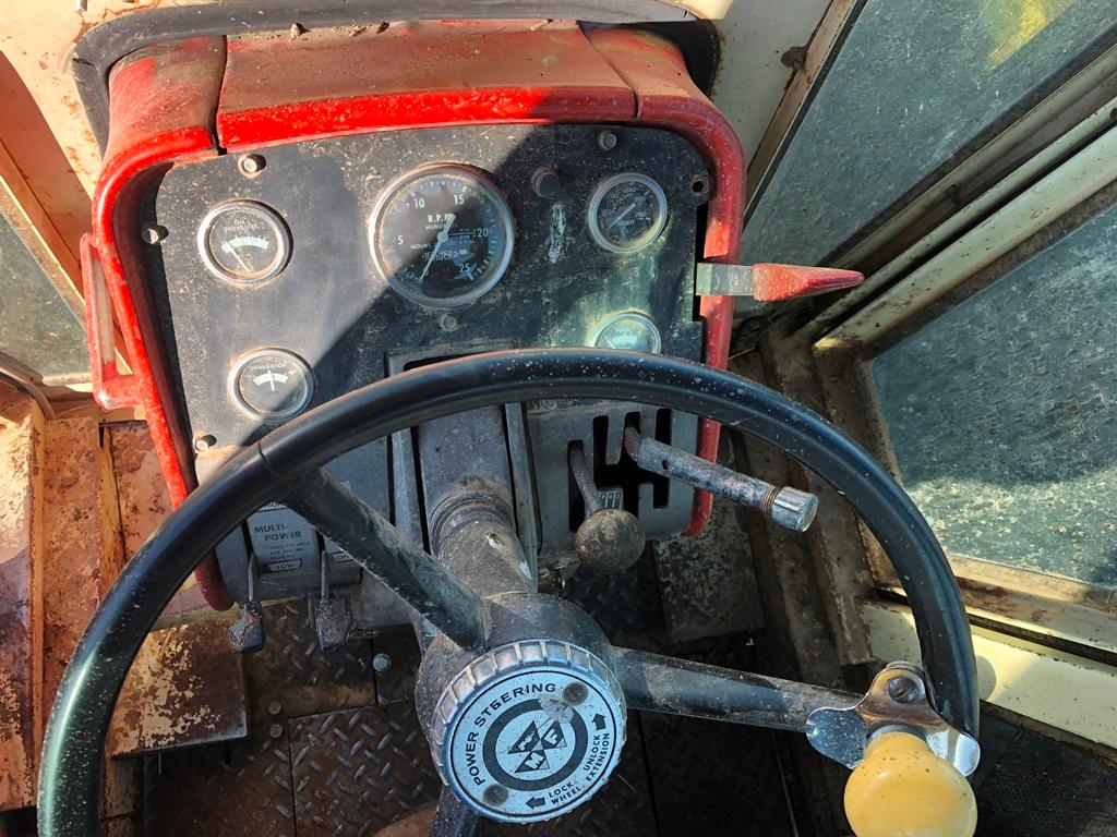 1968 Massey Ferguson 1100 Tractor