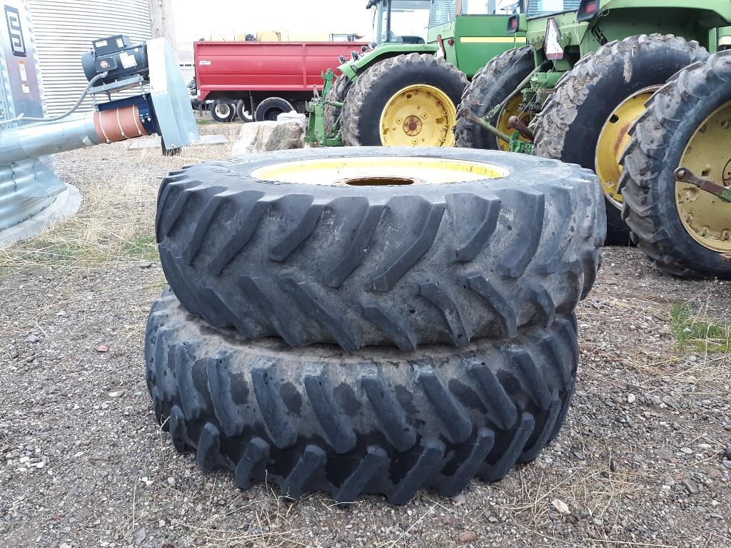 John Deere 4630 Tractor