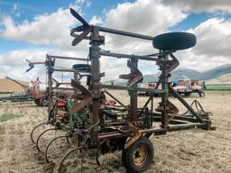 Melroe Gysler 22’ Chisel Plow