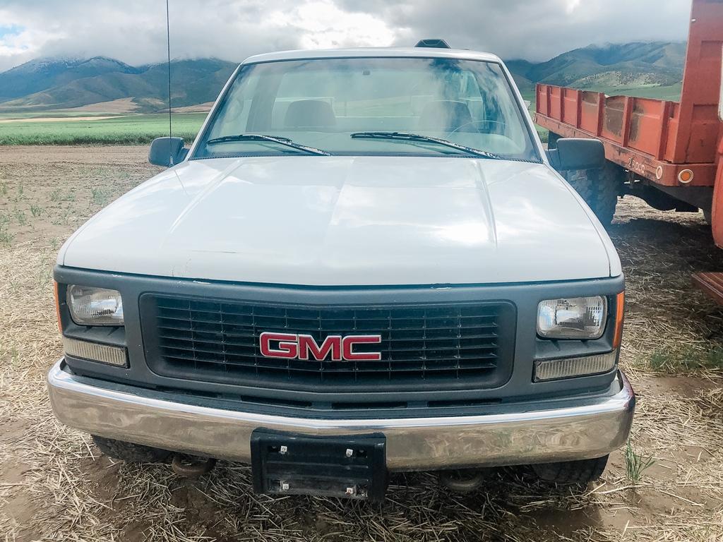 1997 GMC 2500 4x4 Service Pickup