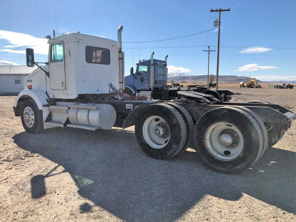 1998 Kenworth T800 Semi