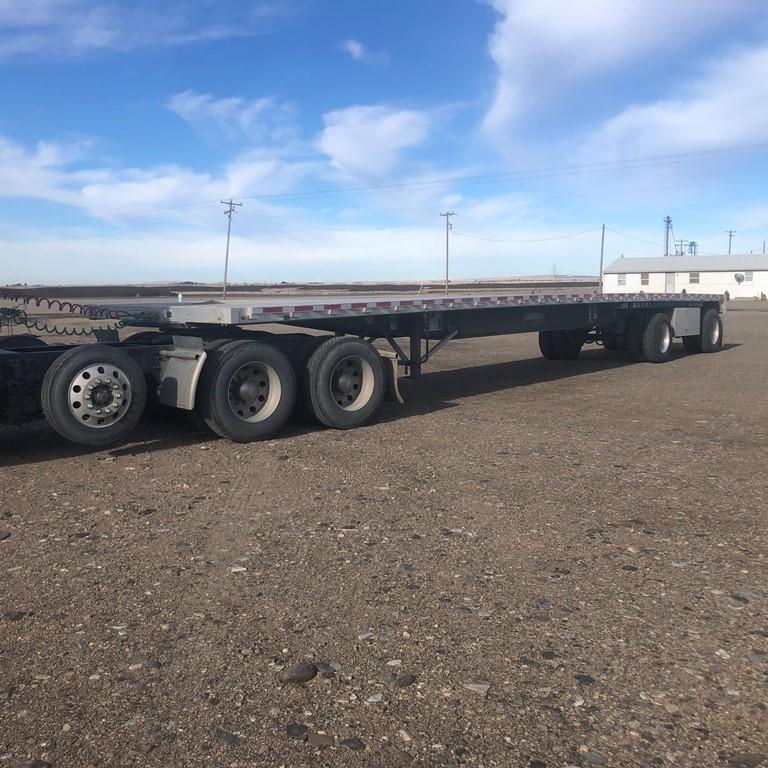 2021 Wilson Roadbrute Spread Axle Farm Bed Trailer