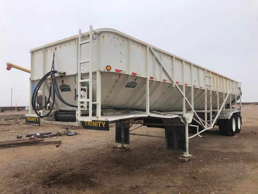 2005 Trinity Eagle Bridge Self Unloading Farm Bed Trailer