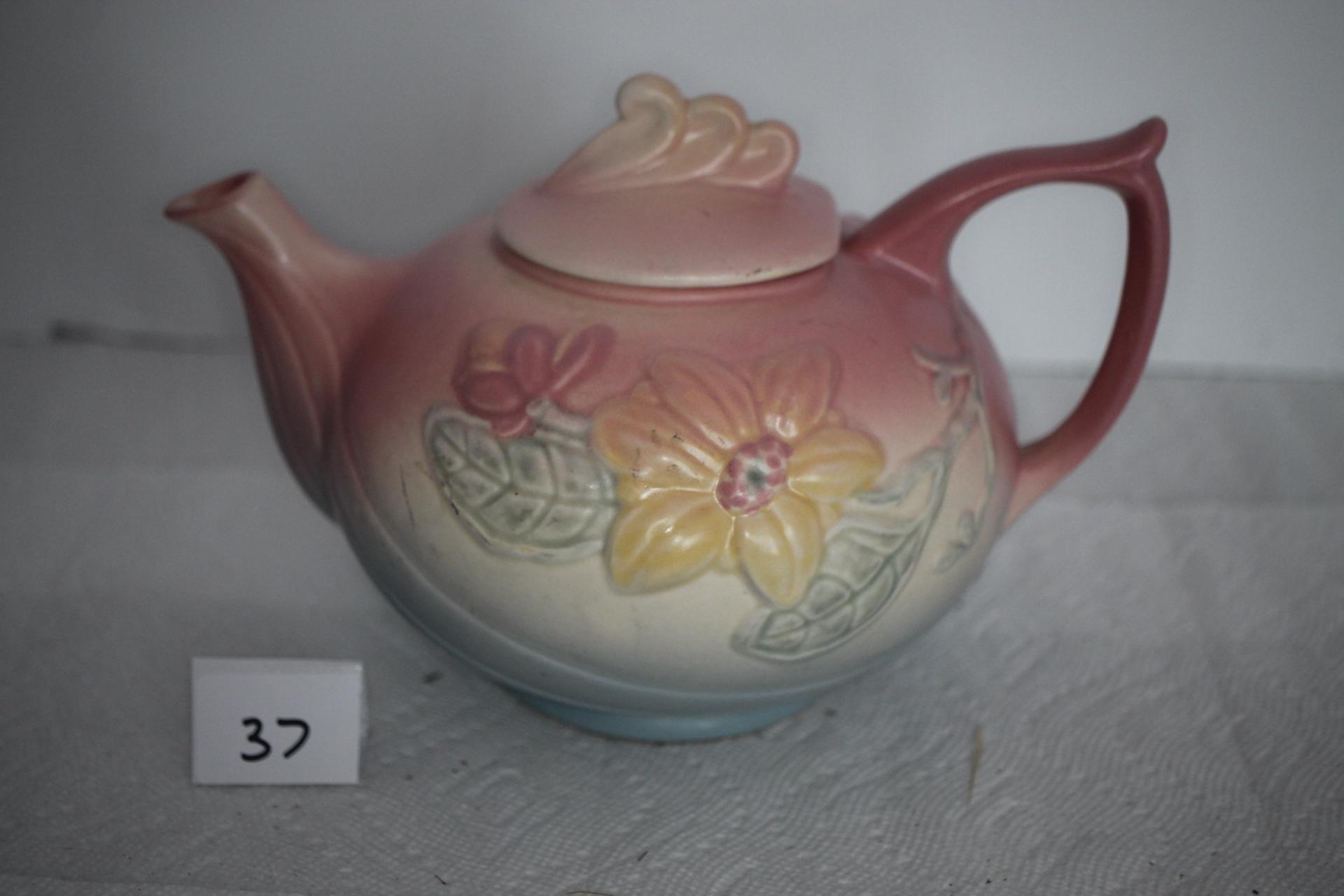 Hull Art Teapot w/Lid, USA, #23, 6 1/2", Crack in lid, Scratches