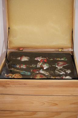Thomas Museum Series Glass Ornaments With Wooden Case, Thomas Pacconi 1900-2000 Classics