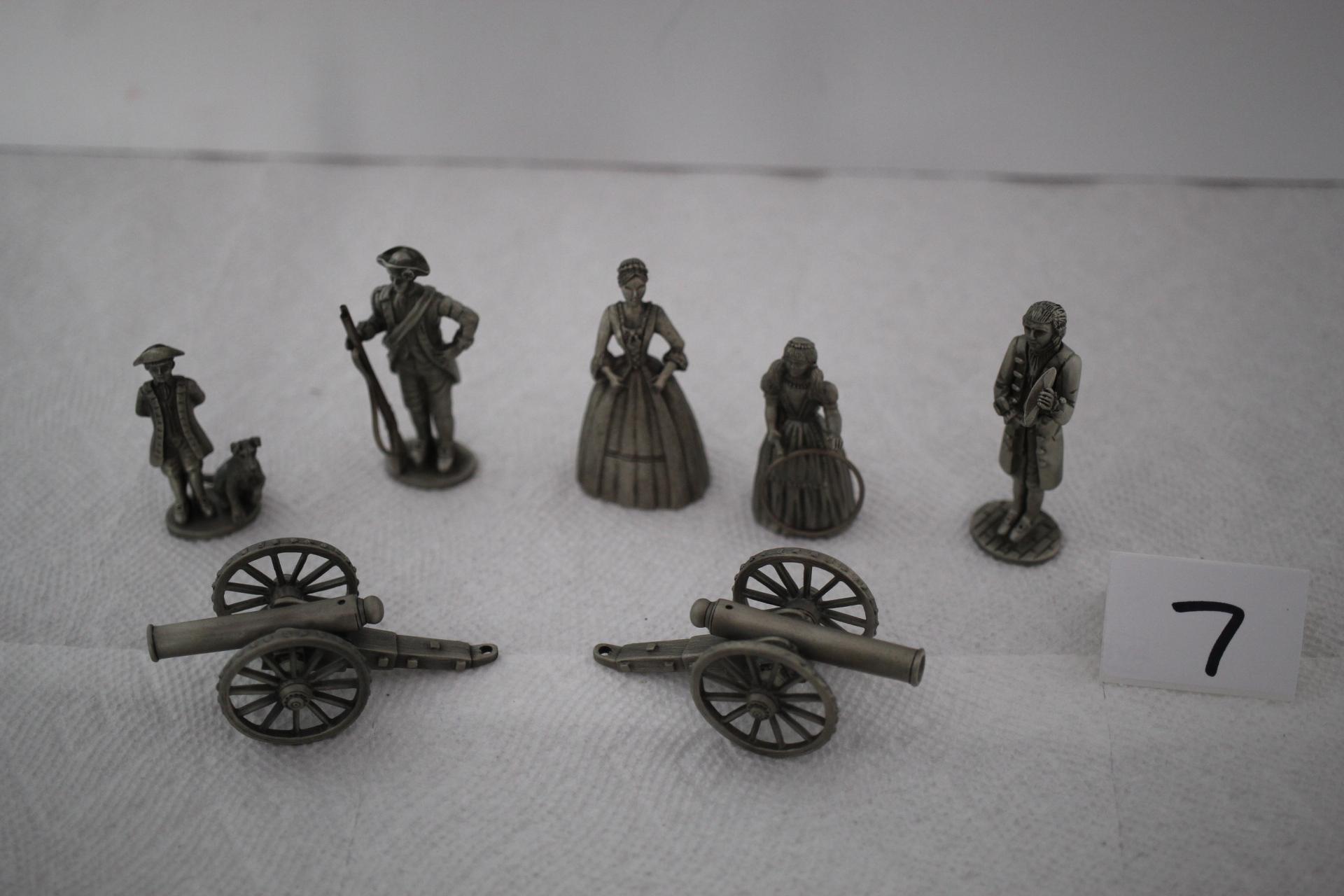 Fort Pewter, Colonial People & Cannons, Pieces 1 3/4"L - 2 1/2"L