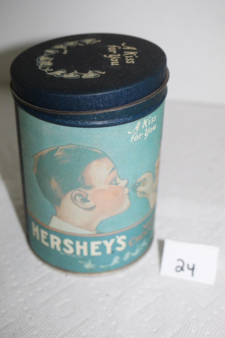 Hersey's Milk Chocolate Kisses Tin, 1980, Hershey Foods Corp., 6" x 4" round