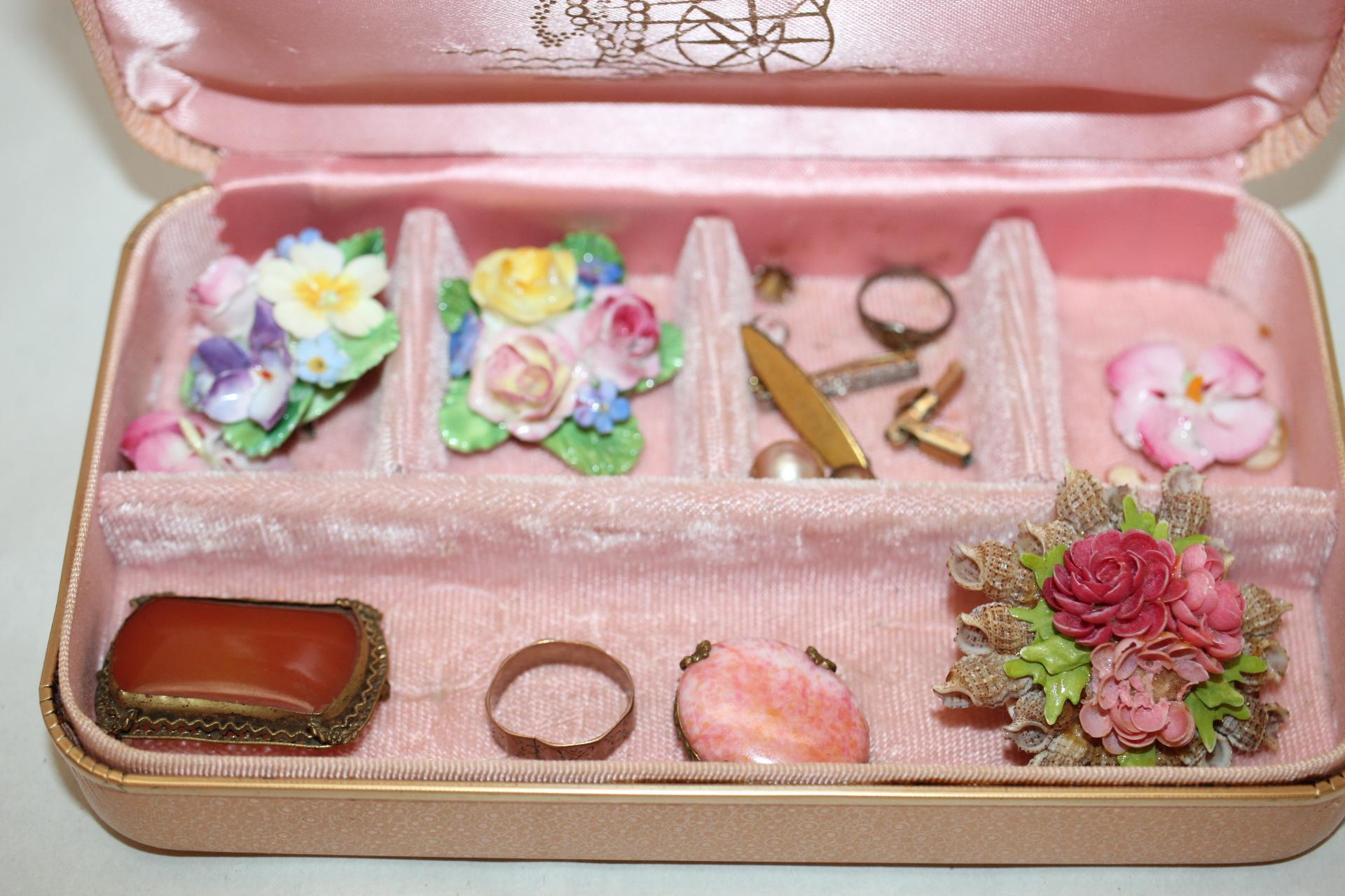 Assorted Vintage Jewelry & Box, 7" x 4" x 1 1/2"