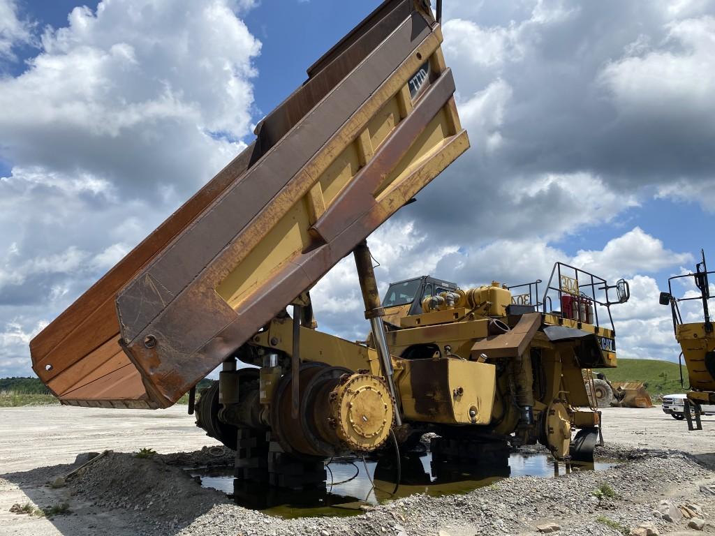 CATERPILLAR 777D OFF-ROAD DUMP TRUCK, CAT DIESEL ENGINE, 7-SPEED WITH REVERSE, HYDRAULIC DUMP BOX,