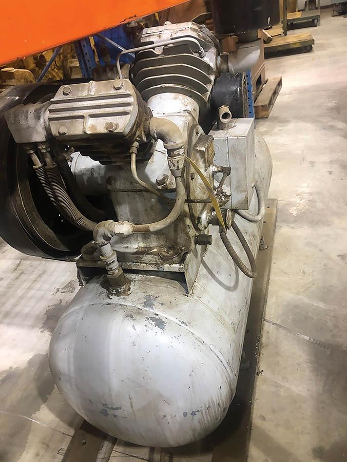 INGERSOLL RAND AIR COMPRESSOR, MODEL 25305, S/N 30T261170