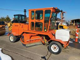 2002 BROCE BROOM RJ350 8' STREET BROOM / SWEEPER, S/N 401362, ENCLOSED A/C & HEATED CAB, DEERE