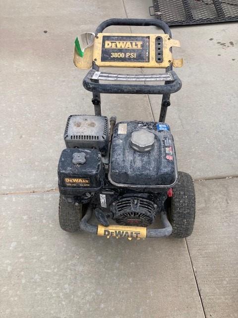 DeWalt 3,800psi Pressure Washer; Gasoline