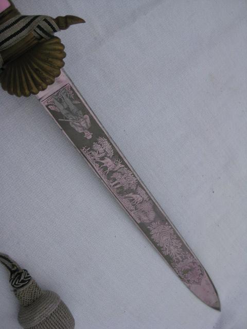 German forestry dagger with etched wildlife