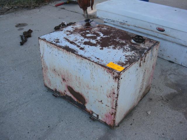 Small Square Oil tank and hand pump