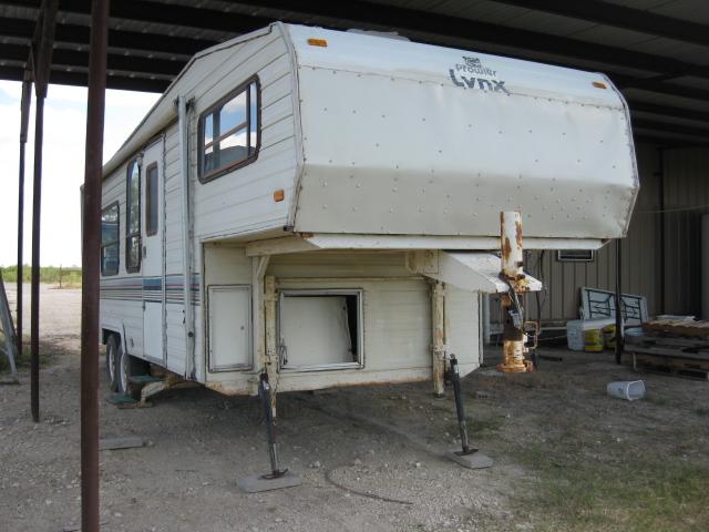 1990 5th Wheel Travel Trailer